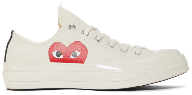 white red heart converse