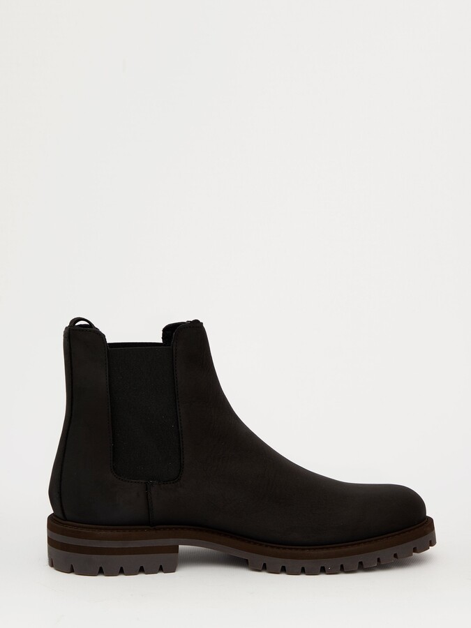 chelsea boots winter