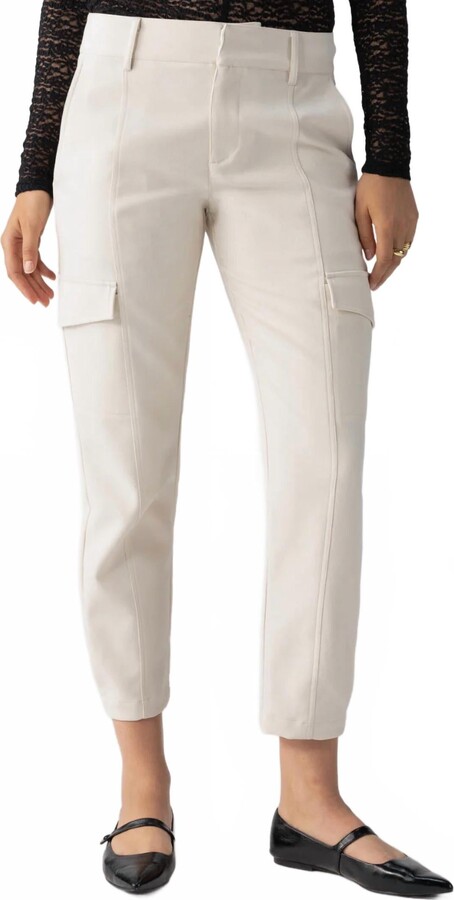 Women's Polished Cargo Pant In White