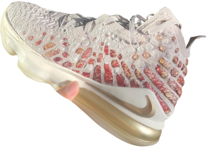 gold nike trainers womens