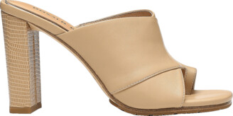 Donald J Pliner Leather Toe-Loop Mule Sandals