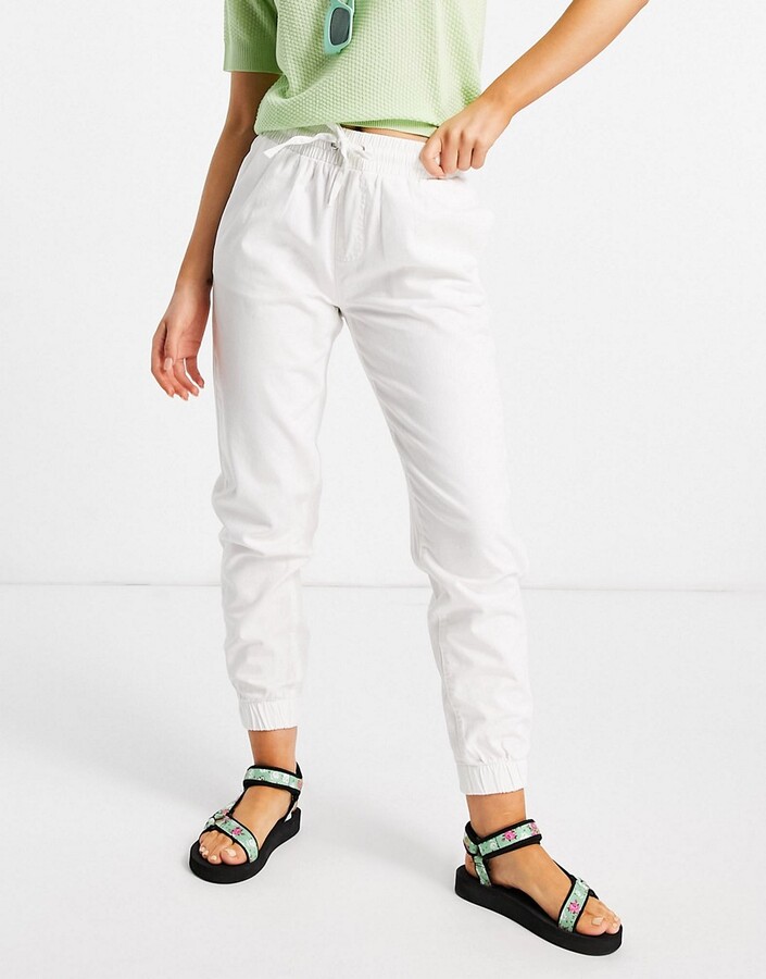New Look lightweight denim sweatpants in off white - ShopStyle Pants