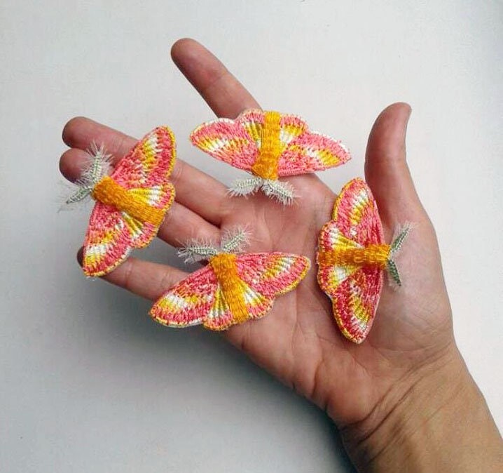 Moks147(P Set 4 Pieces Rosy Maple Moth Embroidered Patches