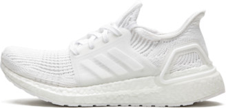 womens white ultra boost size 8