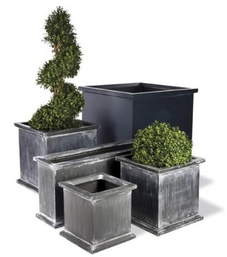 The Well Appointed House Grosvenor Garden Planter in Faux Lead Finish
