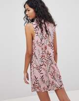 Thumbnail for your product : Glamorous Floral Shift Dress