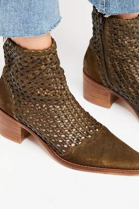 Fp Collection In The Loop Woven Boot