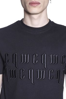 McQ Gothic Logo Emboidery Coton T-shirt