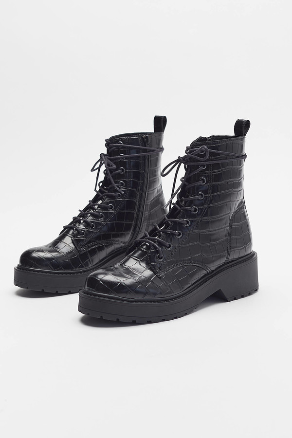 steve madden women's lace up boots