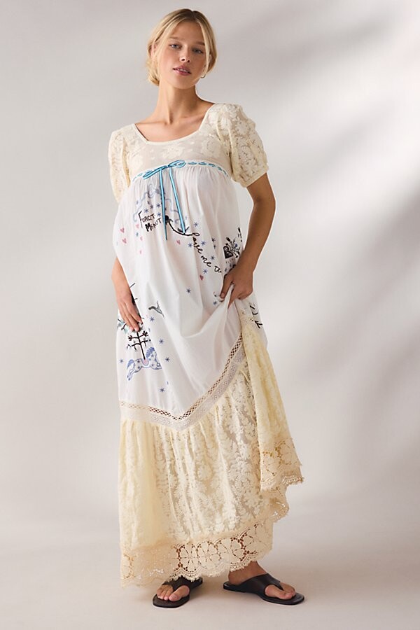 Kimchi & Blue Kimchi Blue Ever After Embroidered Babydoll Maxi Dress in Ivory