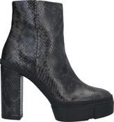 Thumbnail for your product : Vic Matié VIC MATIE Ankle boots
