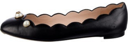 Gucci Leather Ballet Flats Black Faux Pearl Accents & Interlocking G Logo Round-Toes with Scalloped Accent Includes Box & Dust Bag Designer