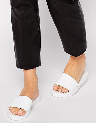 ASOS FRENCH Jelly Sliders