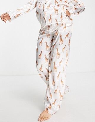 NIGHT Maternity Satin giraffe print pajama pants and top set