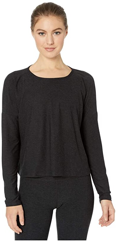 beyond yoga morning light cropped pullover