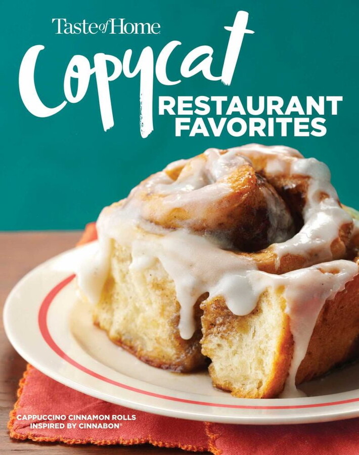 EDITORS AT TASTE OF HOME: Taste of Home Copycat Restaurant Favorites: Restaurant Faves Made Easy at Home (Paperback)