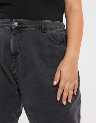 Noisy May Curve mom jeans in black