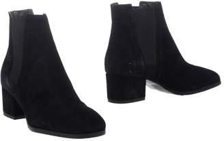 Andrea Morelli Ankle boots - Item 11301890