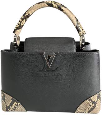 Louis Vuitton Capucines Black Leather Handbags