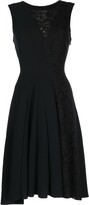 Pre-Owned Floral-Lace Sleeveless Dres 