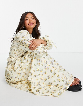 asos design shirred maxi dress in ditsy floral