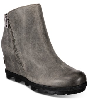 joan of arctic wedge sale