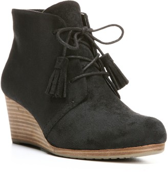 dr scholls black suede booties