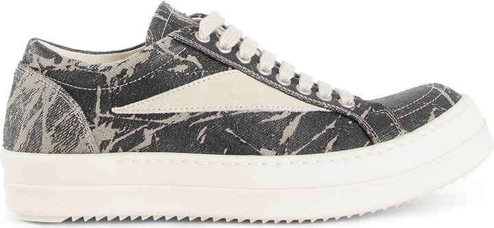 Concordians Vintage Sneaks