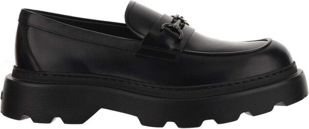 Tod's T Plaque Tapered Toe Loafers