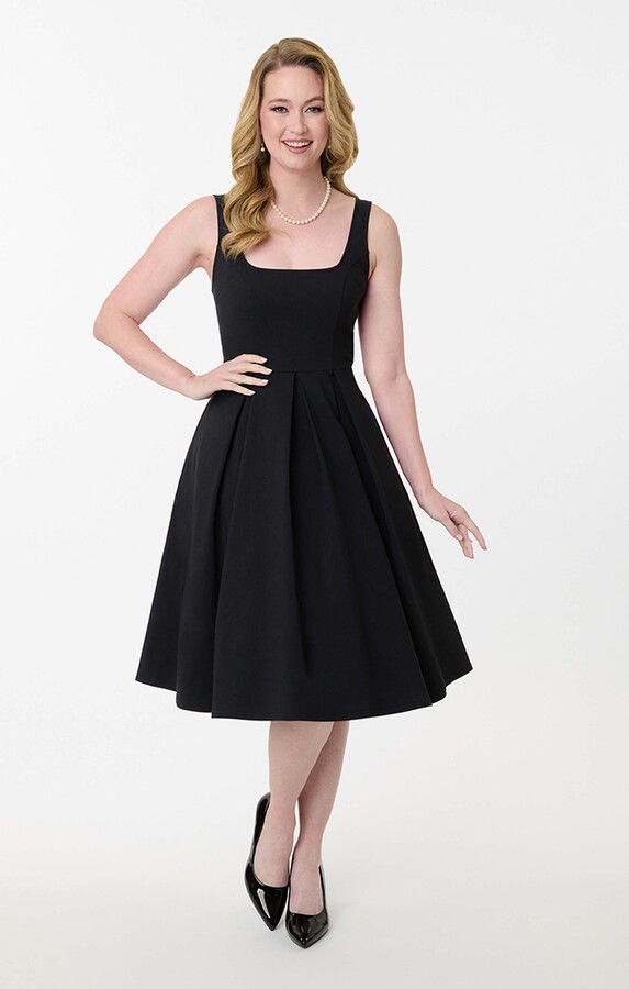 Unique Vintage Square Neck Pleated Swing Dress