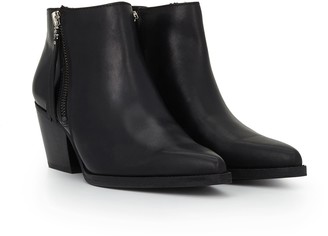walden ankle bootie