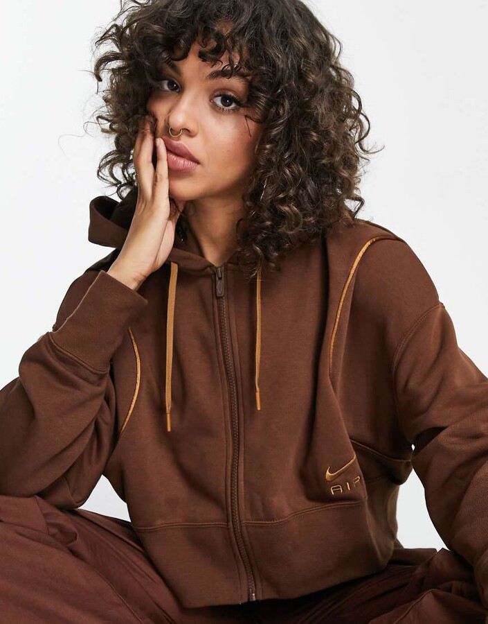 cropped nike air hoodie