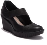 bionica darva wedge mary jane
