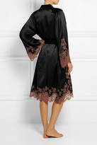 Thumbnail for your product : Carine Gilson Julia lace-trimmed silk-satin robe