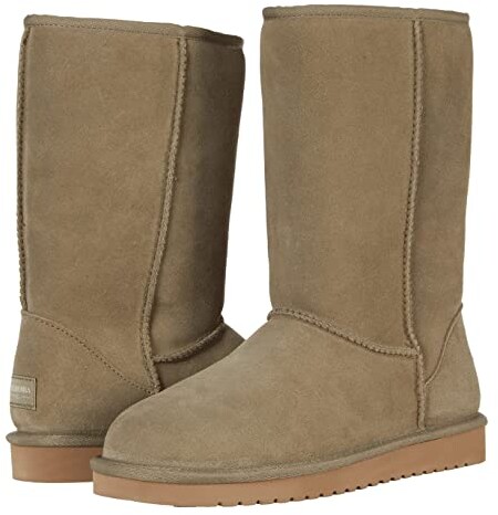 light tan uggs