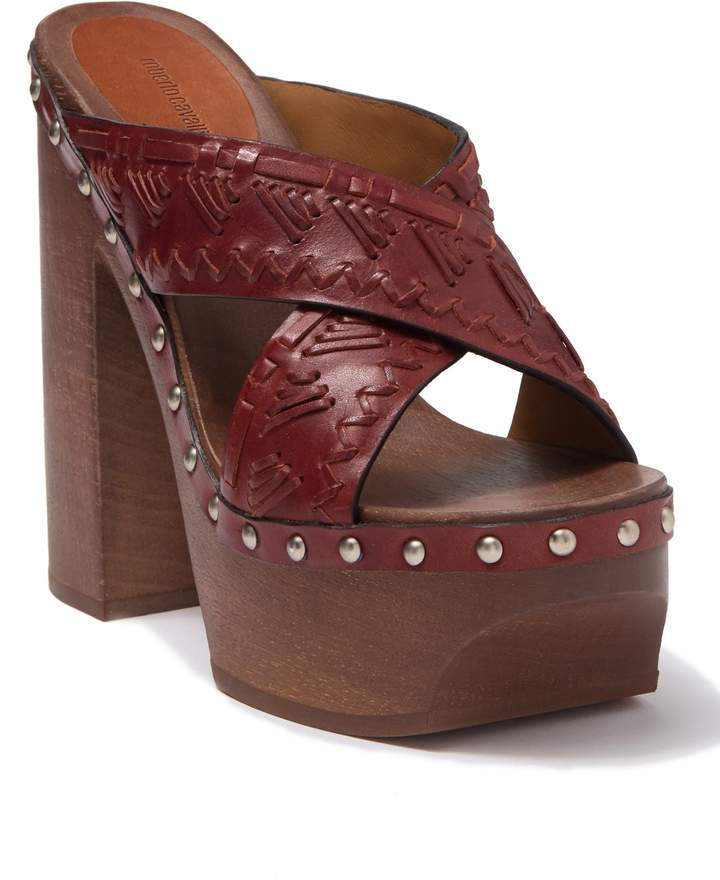 platform clog sandals