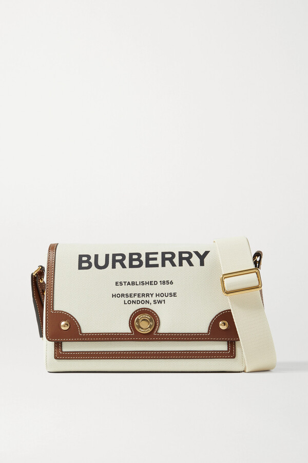 burberry purse white