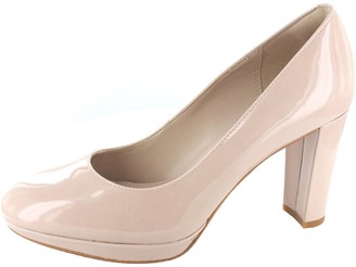 clarks pumps beige