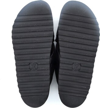 Louis Vuitton Women's Paseo Flat Comfort Sandal Monogram Embossed