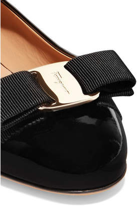 Ferragamo Varina Bow-embellished Patent-leather Ballet Flats - Black