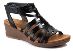 bare traps mairi wedge sandal