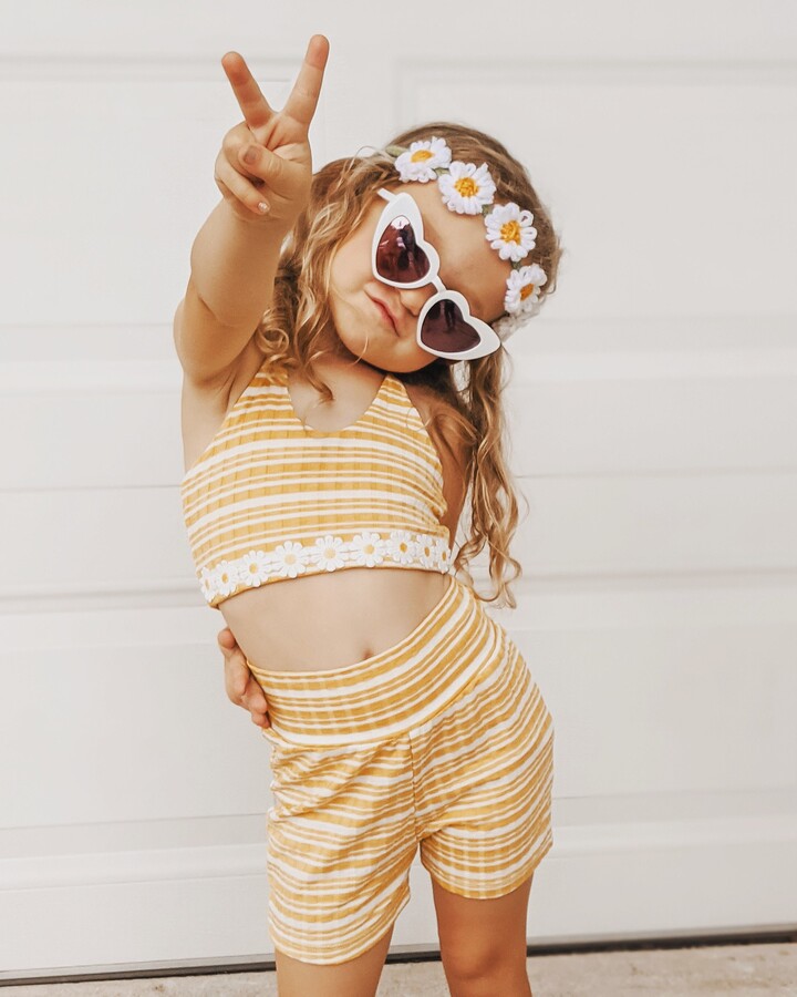 New Girls Sunny Yellow Daisy Stripe Set, Halter Set, Halter Crop Top, Bummies, Toddler Boho Girls Clothing Sets, Boho