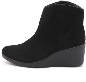 Crocs Leigh suede wedge bootie Black Boots Womens Shoes Casual Ankle Boots