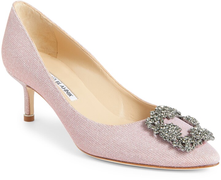 manolo blahnik hangisi mules