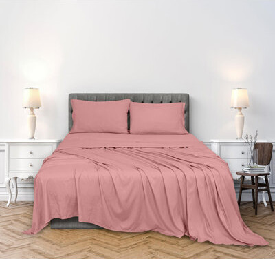 Royale Linens 300 Thread Count 100% Long Staple Combed Cotton Sheet Set - 4 Piece Bed Sheets - 1 Fitted, 1 Flat & 2 Pillow cases - Soft Cool & Crisp S