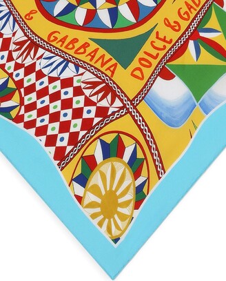 スカーフ Dolce & Gabbana 'Maiolica' print scarf Dolce & Gabbana Maiolica Campaign: Fall 2023 Prints