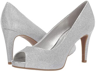 bandolino silver wedges