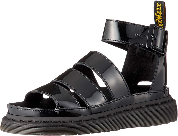 doc martens ouvertes