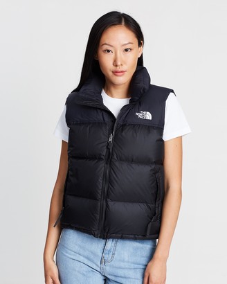 north face windbreaker black and white