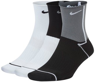 nike dri fit socks uk